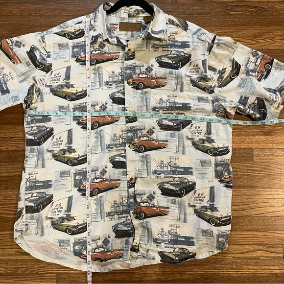 CLEARWATER OUTFITTERS Classic Car Themed Large Button Front Short Sleeve Shirt - Picture 9 of 14